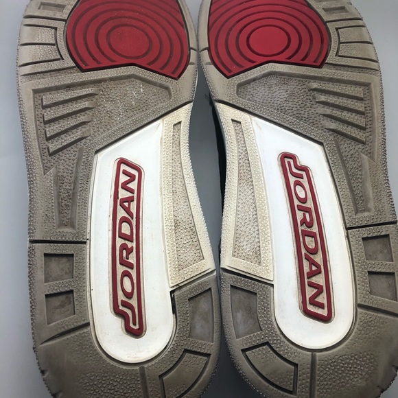 Jordan Spizike BG Black Varsity Red Cement Grey - Picture 6 of 6